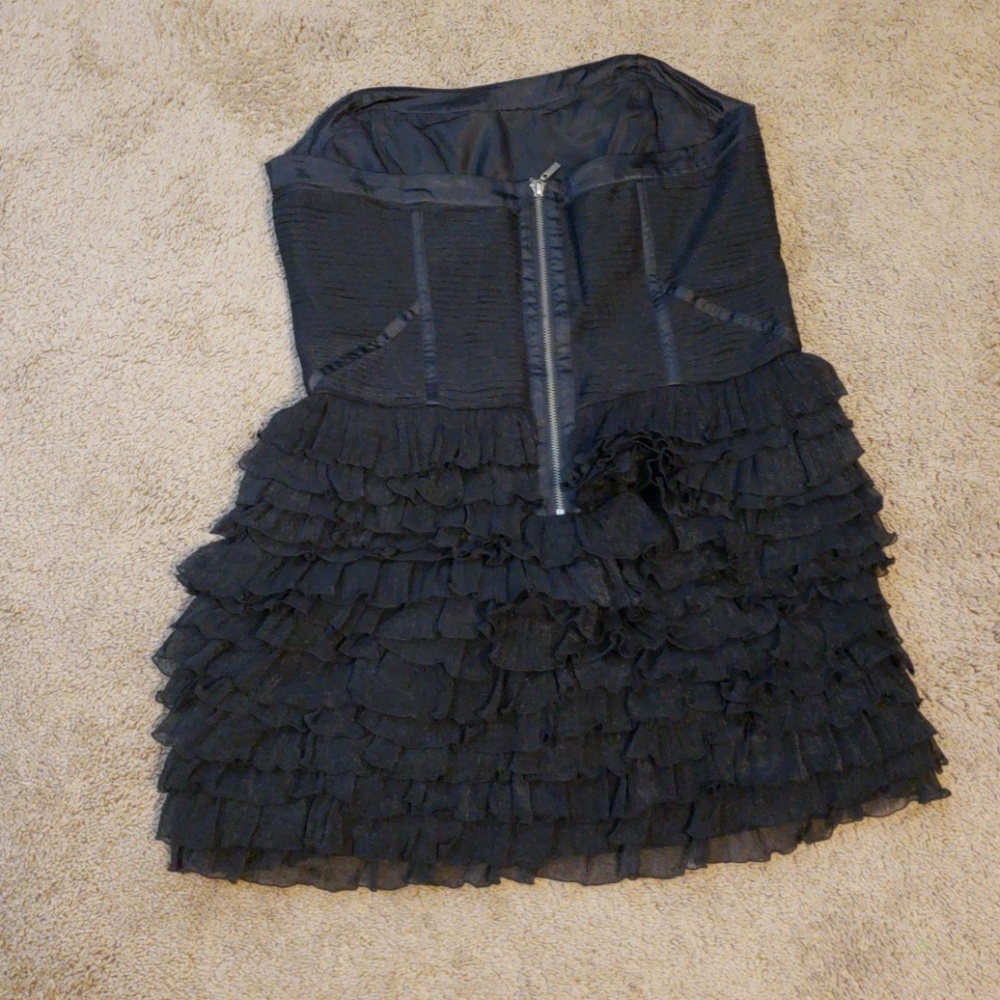 black Ruffle dress - Picture 3 of 4